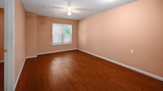Inglewood Manor photo 11